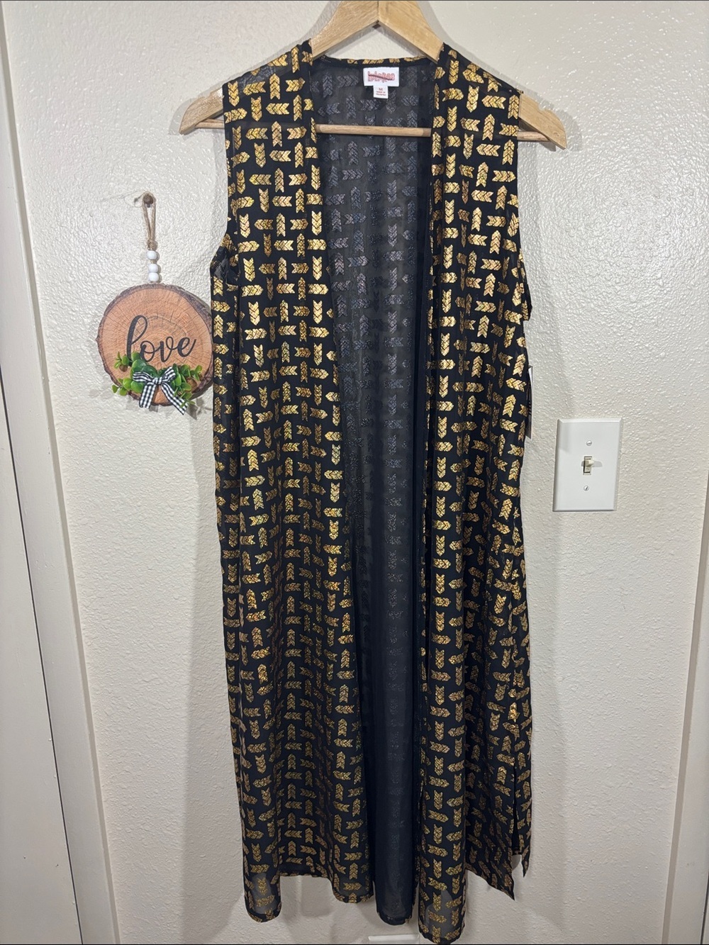 Lularoe Shimmer Black Elegant Joy Vest Size M NEW